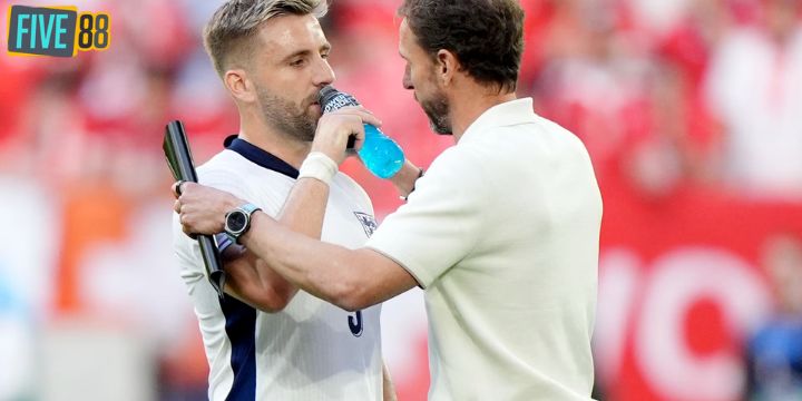 HLV Gareth Southgate bị chỉ trích vì chọn Shaw